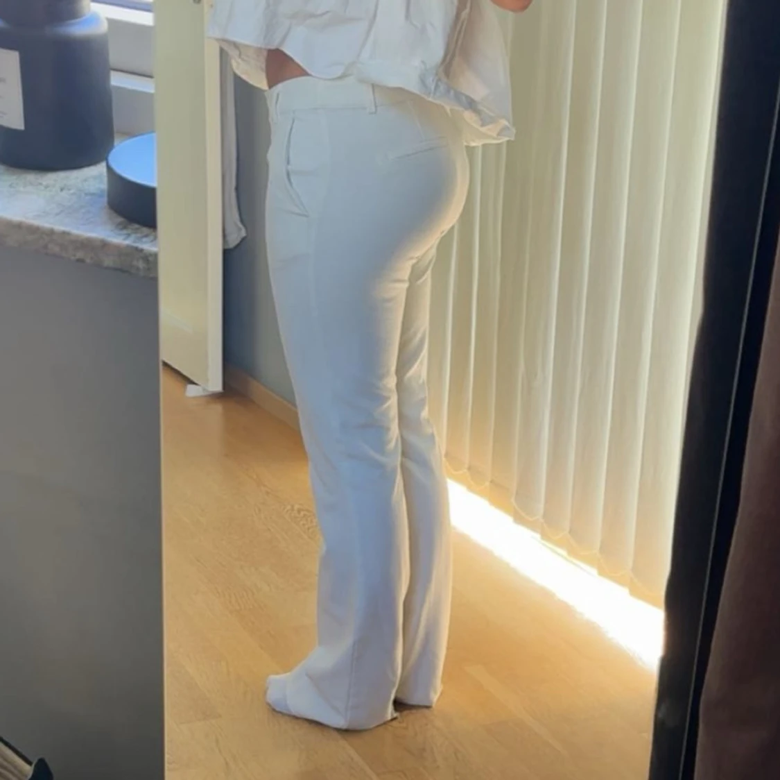 Vit kostymbyxa BikBok - 1