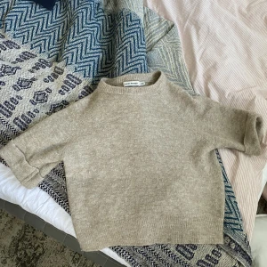 Stickad t-shirt Carin Wester - Super fin, köpt här på plick! 💕