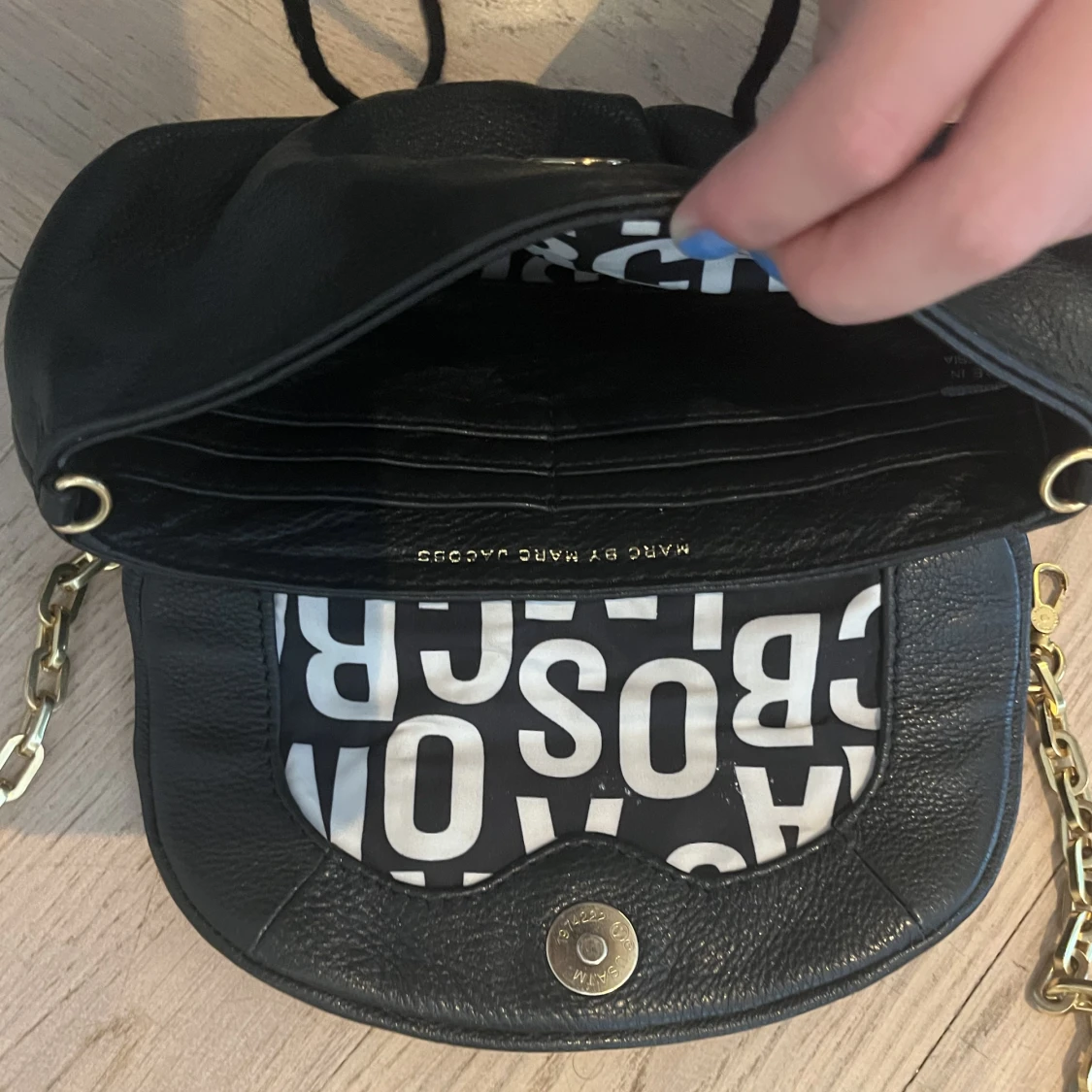 Marc jacobs väska svart - 90