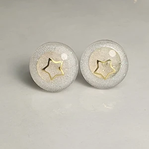 Handgjorda örhängen - Resin earrings 