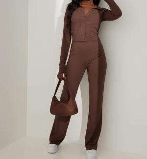 Nelly set - Jätte bra skick i storlek xxs