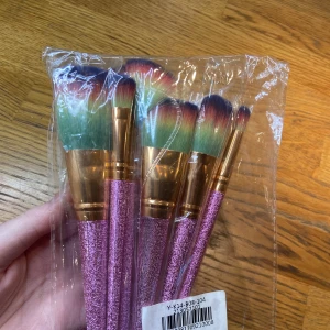 Sminkborstar  - 6 pack med helt nya aldrig använda sminkborstar