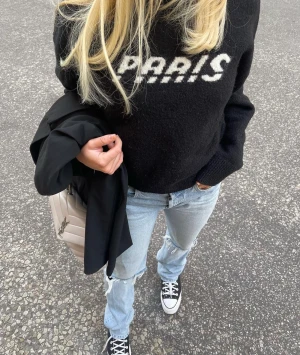 Jeans från Zara - I jättefint skick! Köparen står för frakten💗