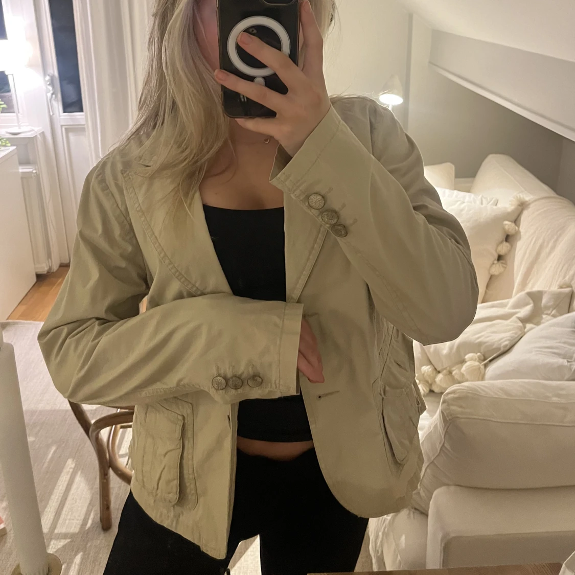 Kort beige jacka - 90