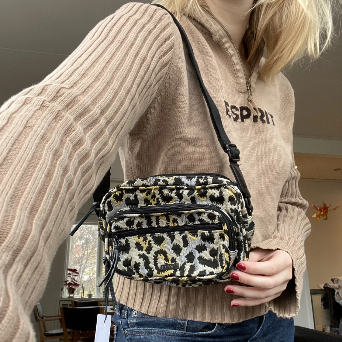 Dayväska ny med lapp✨✨