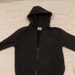 Zara zip hoodie  - Super snygg zip hoodie från zara 