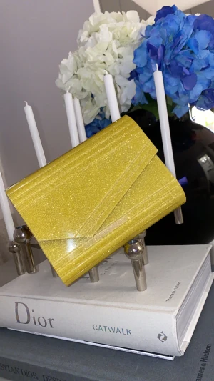 Väska - Knappt använd 