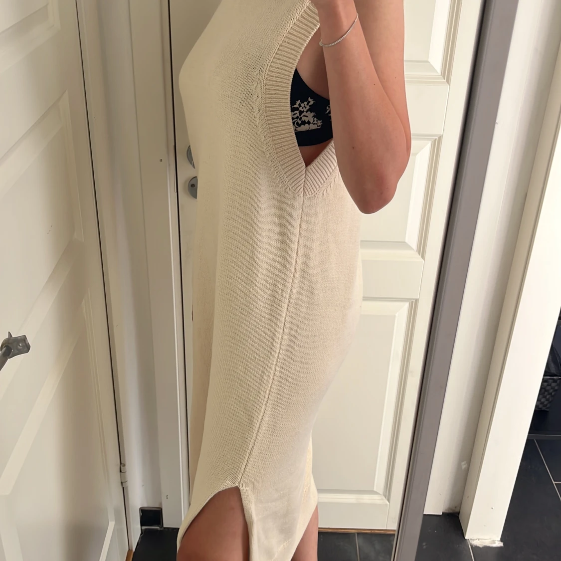 Oanvänd klänning - 90