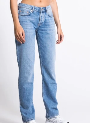 Icon jeans light used  - Har bara använt domhär jeansen några gånger och säljer för att jag inte använder dom.