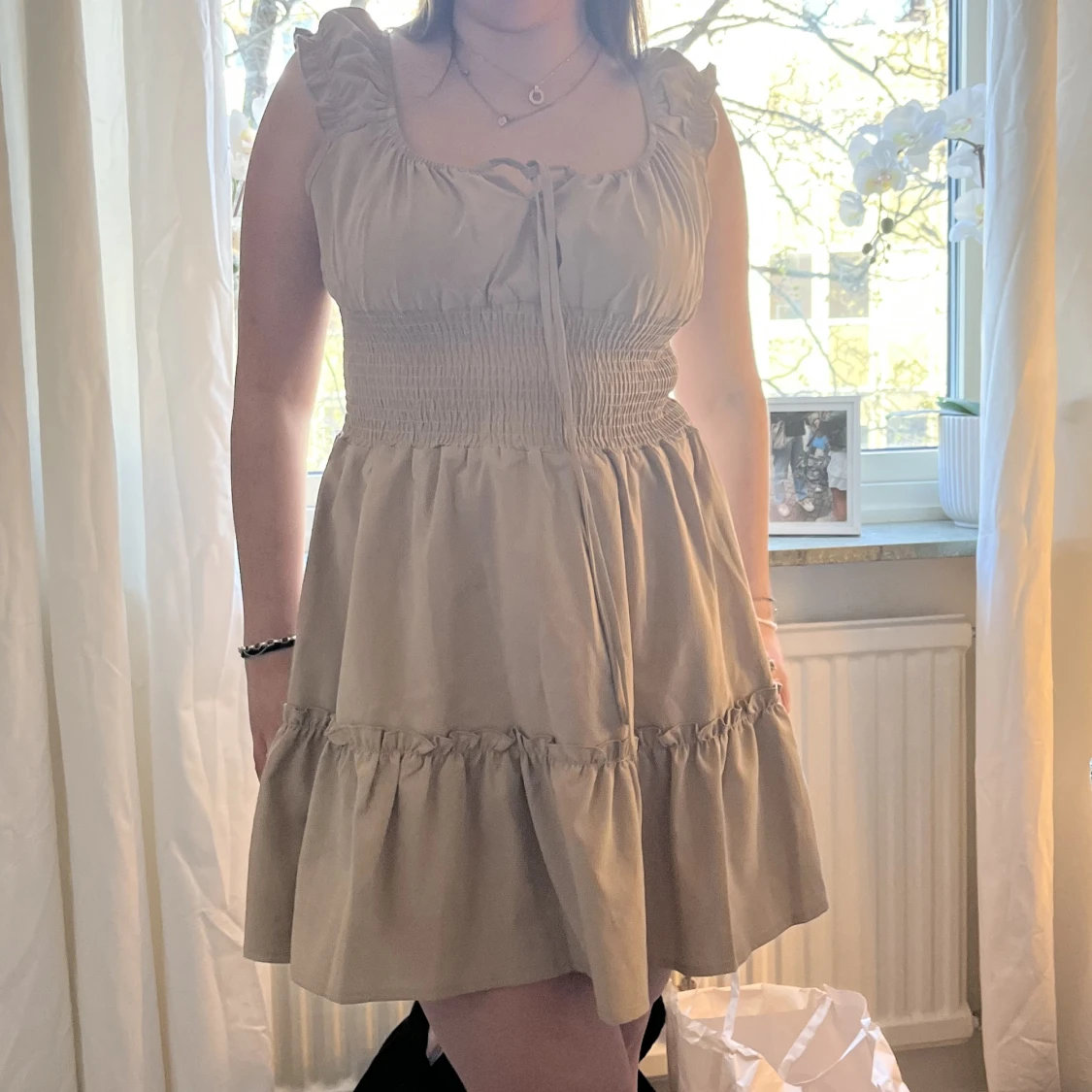 Beige Klänning  - 90