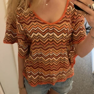 Missoni mönstrad tröja - Superfin stickad tröja med missoni inspirerat mönster