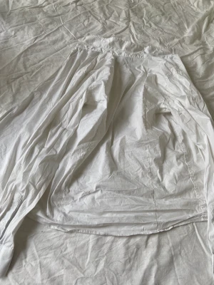 Skjorta  - En skjorta är 170 och har använt 1 gång