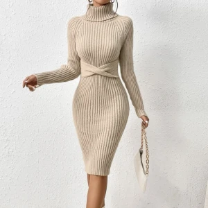 Klänning - Klänning från Shein, oanvänd. Storlek S. 