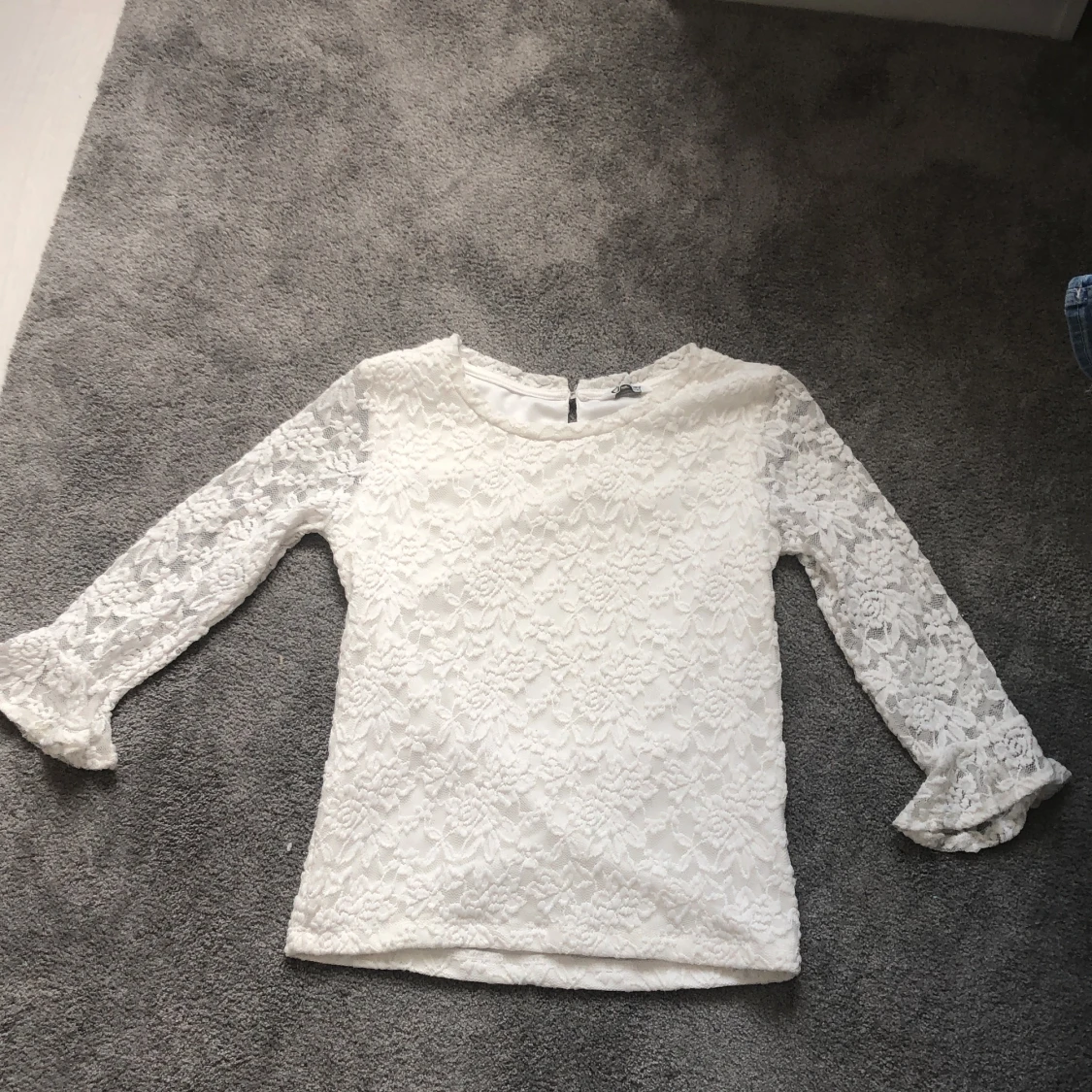 Vit långärmad tröja 