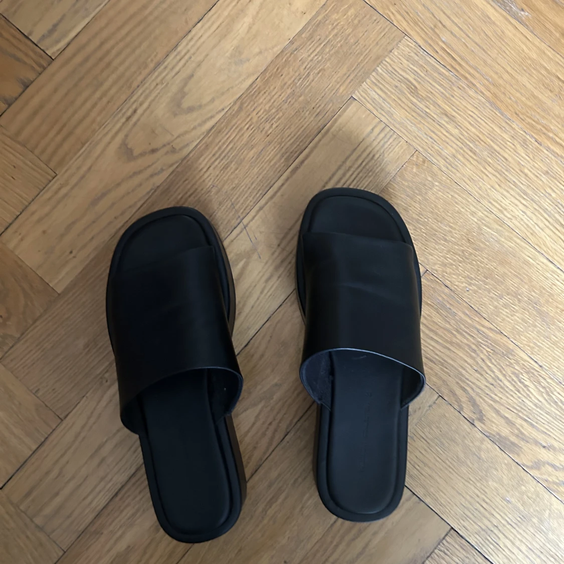 Sandaler med hög sula - 90