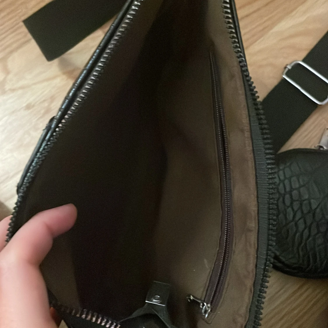 Svart väska😊 - 91