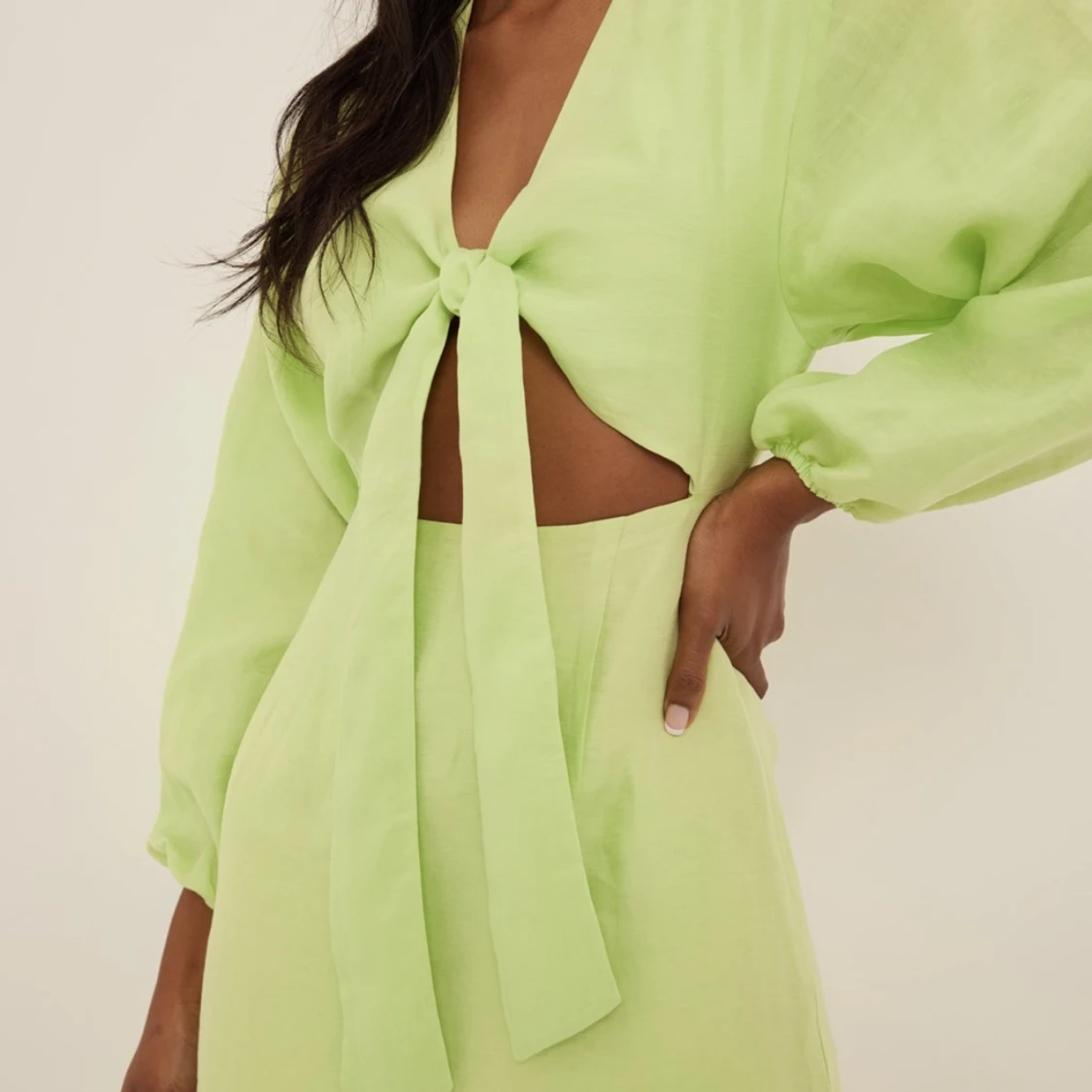 Grön klänning na-kd  strl 34, NY! - 91