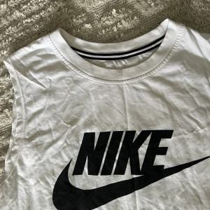 Nike tränings tanktop - Aldrig använd strl M