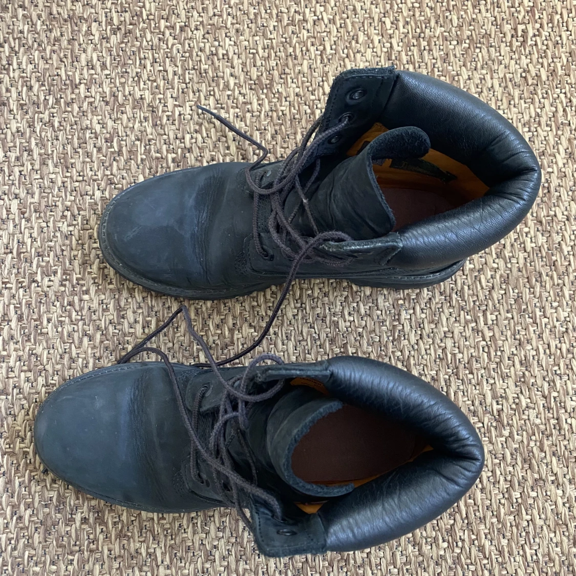 Svarta Timberland  - 91