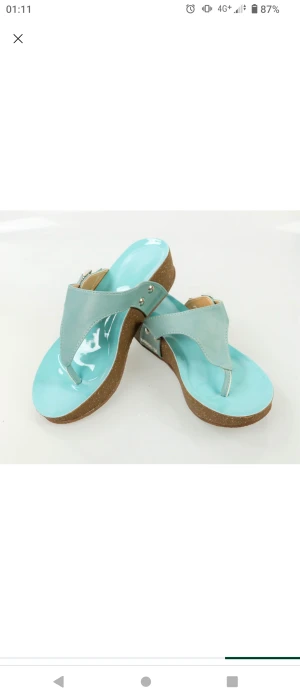 Sandaler med korksula, storlek 37 - Nya Sandaler med kilklack och bekväm mjuk innersulor Klacktyp: Kilklack Klackhöjd: 5 cm