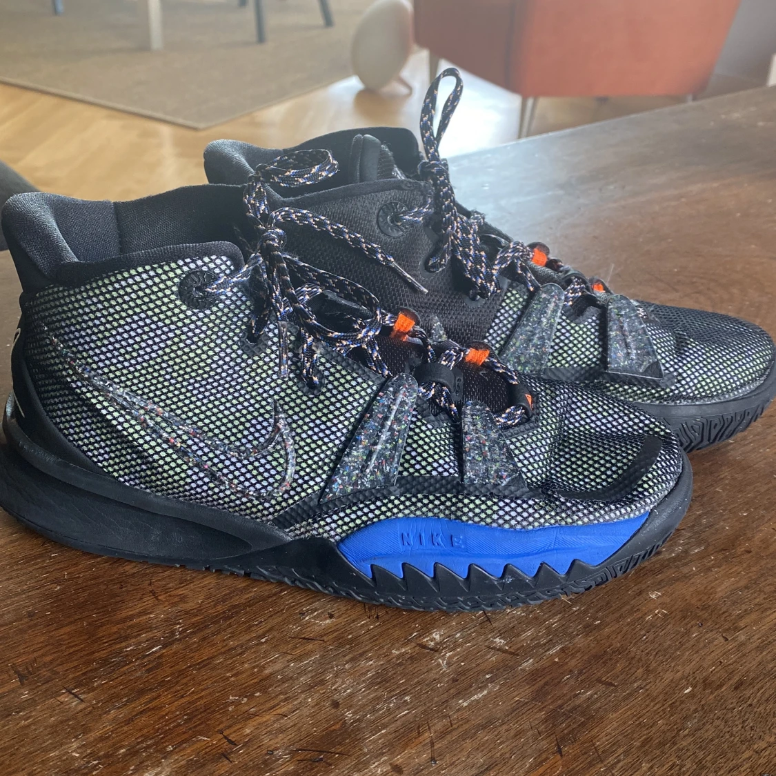 Nike Kyrie 7 strl 38