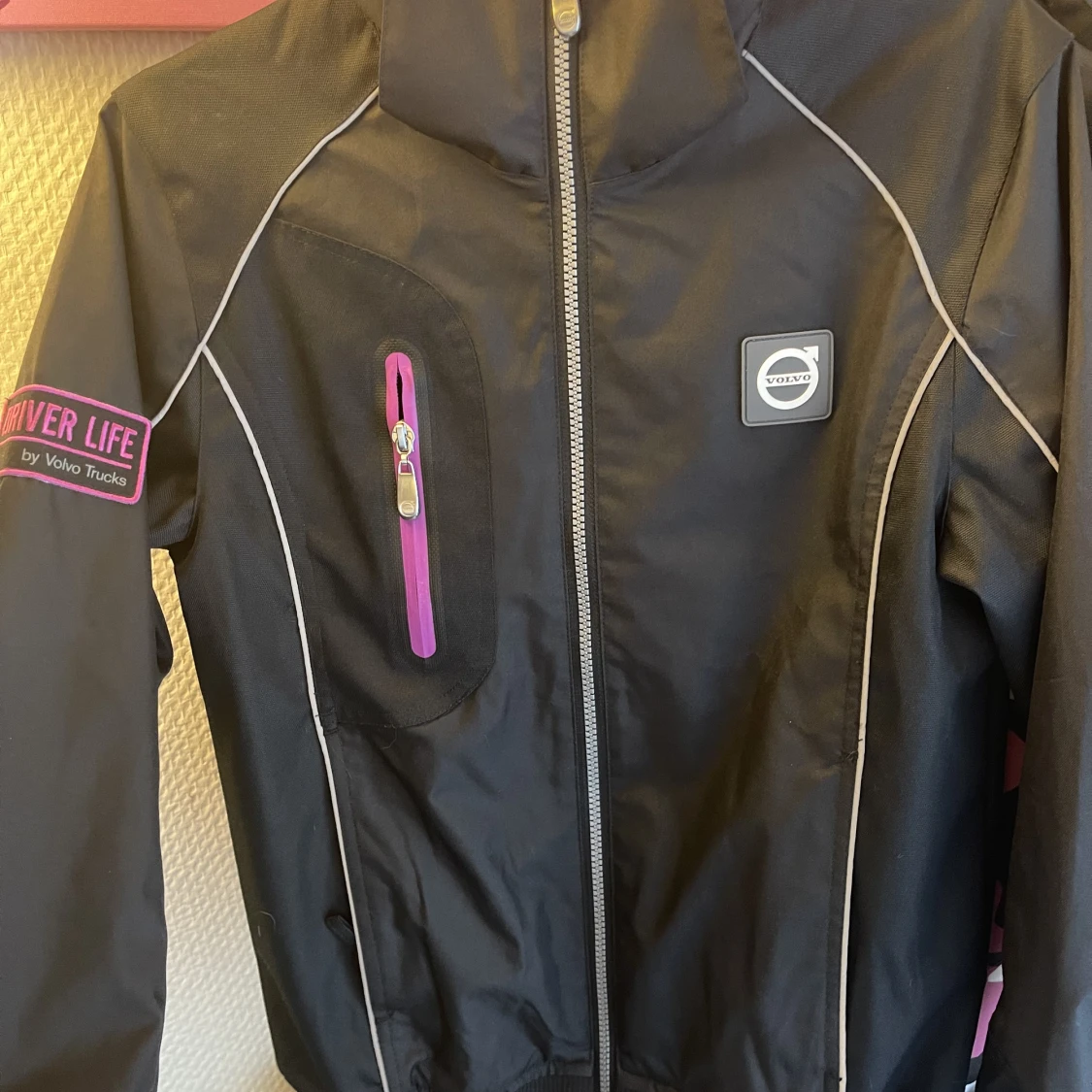 Volvo Vårjacka - 90