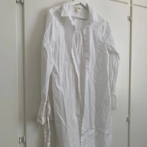 Vit skjorta  - Från HM 42 