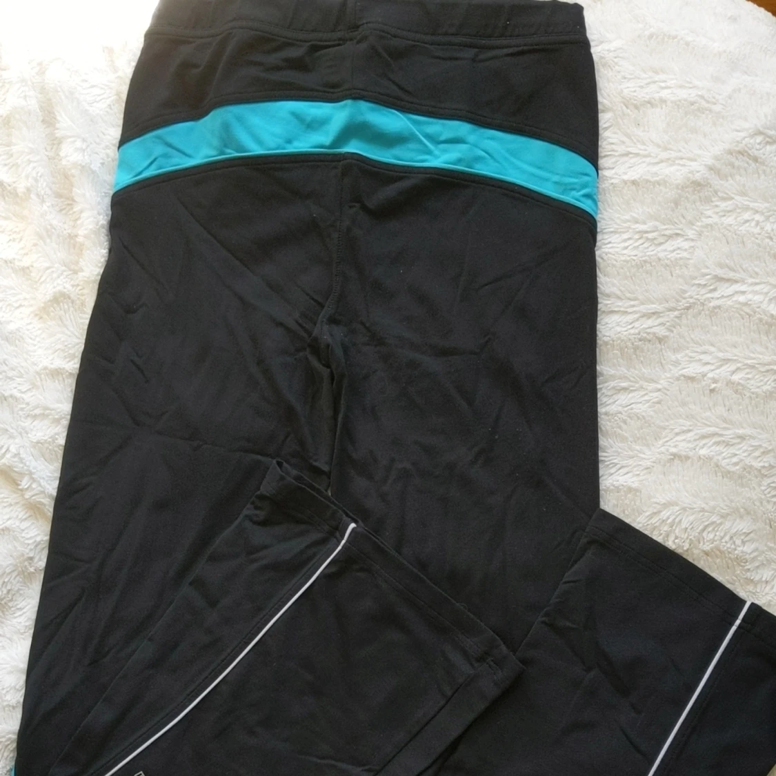 Svarta bootcut träningsbyxor - 90