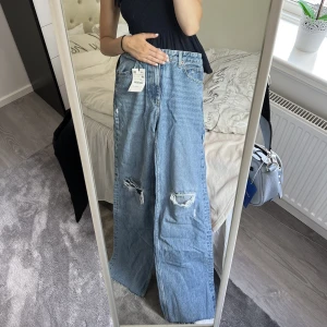 jeans - oanvända jeans från zara då dom inte passar mig! 