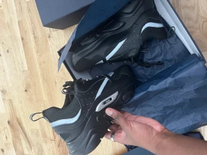 Dior B22  - Brand new all black Dior B22 All legit Exclusive  Size EU 43