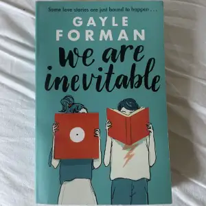 Boken We are inevitable skriven av Gayle Forman. Språket är engelska🫶🏻