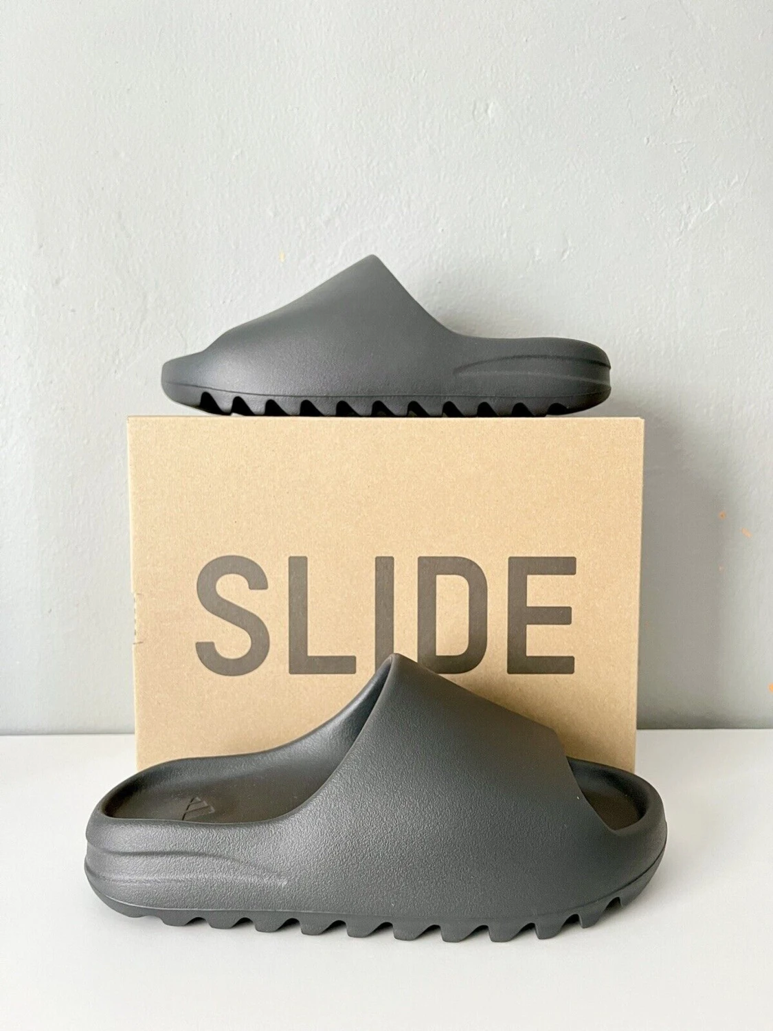 Yeezy slide onyx