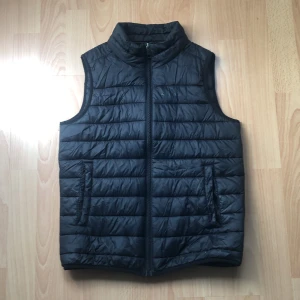 Everest väst - Bra skick, passar som XS
