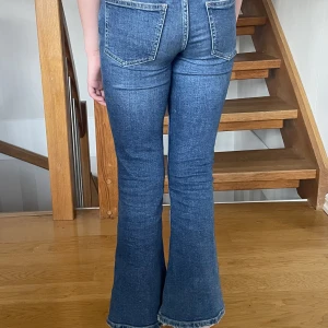 Gina tricot bootcut jeans  - Storlek 146