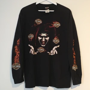 Harley Davidson long sleeve - Good condition 