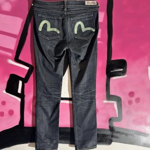 Evisu jeans puma collab - För sjuka Evisu x Puma evisu jeans perfekta till guzzar (valfritt) 😂🙏 strlk 29/32!! Mvh william!! Pris ej hugget i sten! 🫣💸