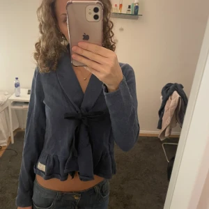 Odd molly kofta - Söt odd molly kofta i storlek xs/s🥰 köpt second hand men jag har aldrig använt den. 