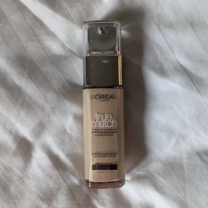 Foundation - Jag har två och använder inte så mycket, färg: 1w