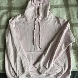 Rosa hoodie från HM Knappt använd