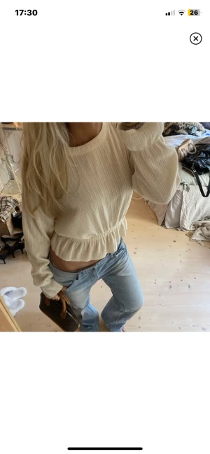 Tröja - Super snygg tryck gärna köp nu