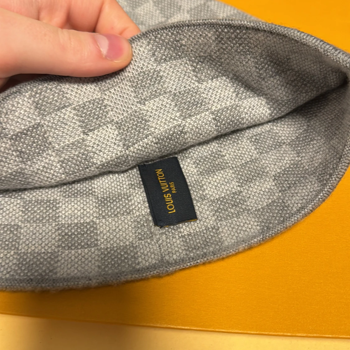 Louis Vuitton mössa  - 91