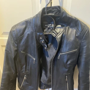 Jacka  - Brooker stl 42