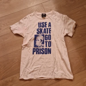 Thrasher t-shirt med tryck - Thrasher magazine tshirt, nästintill aldrig använd