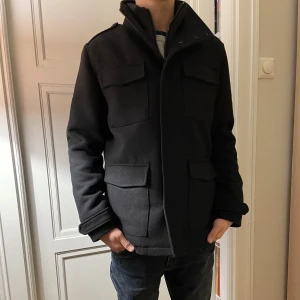 Jack & Jones jacka - Snygg vinterjacka i riktigt bra skick. Nypris 1699kr mitt pris 900