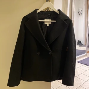 Kappa - Super fin kappa från h&m, använd några gånger och ser som ny ut💗