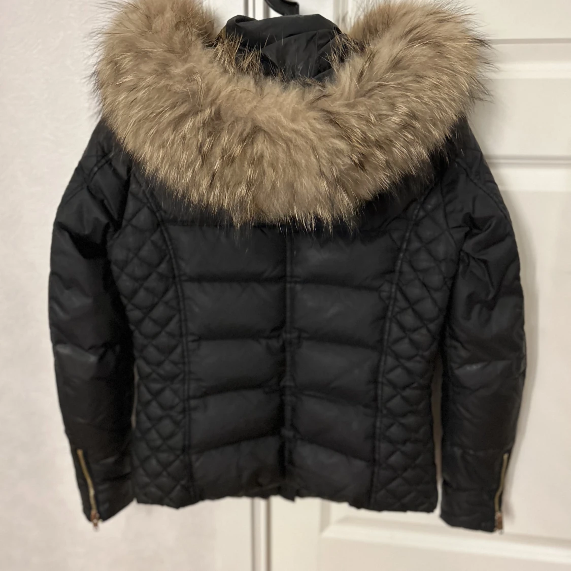 Rock and blue jacka  - 90