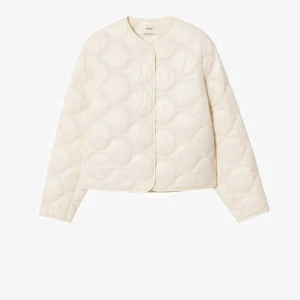 Jacka - Säljer min jacka från mango. Endast använd en gång.