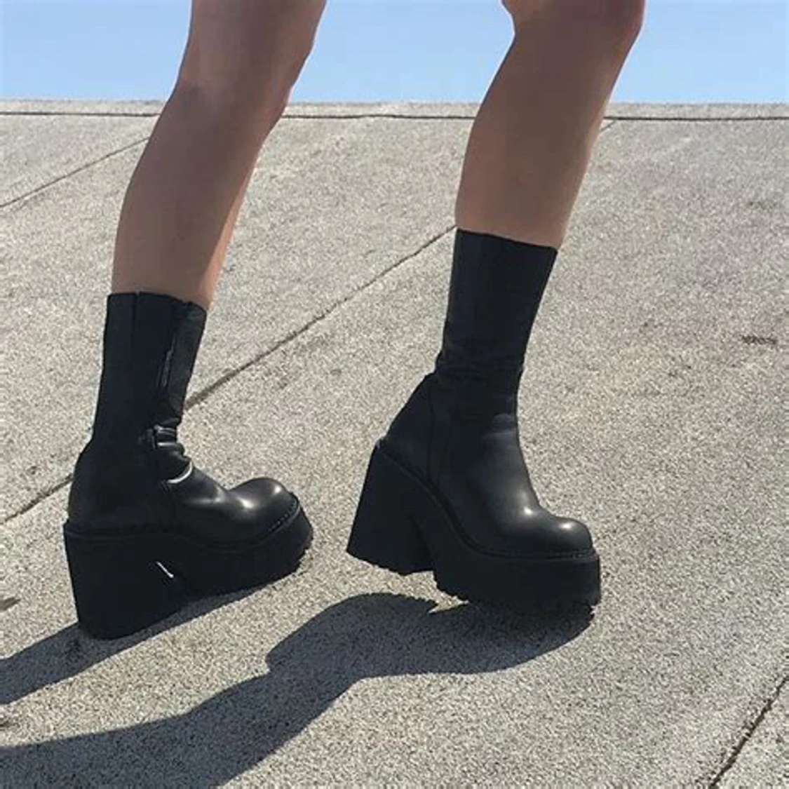 UNIF boots - 90