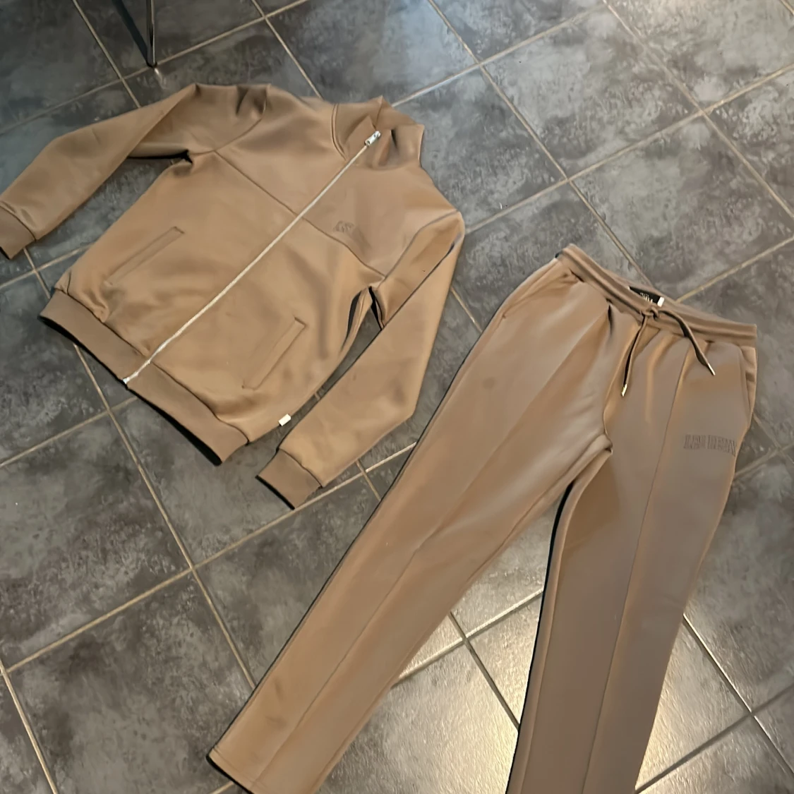 Les Duex Track Suit Brown - 91