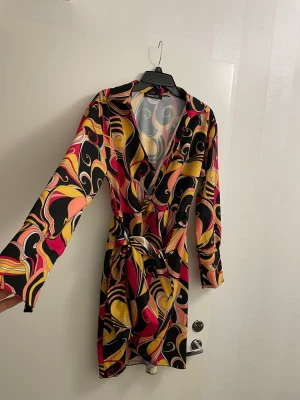 Superfin klänning storlek 40 - Superfin klänning storlek 40